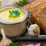 domaca-jetrena-pasteta-u-staklenkama-recept-za-ukusan-meduobrok.webp.webp