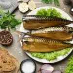 Kako marinirati skušu u boci: ispada kao dimljena